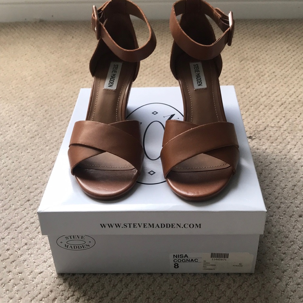 NEW NISA Cognac Steve Madden shoes